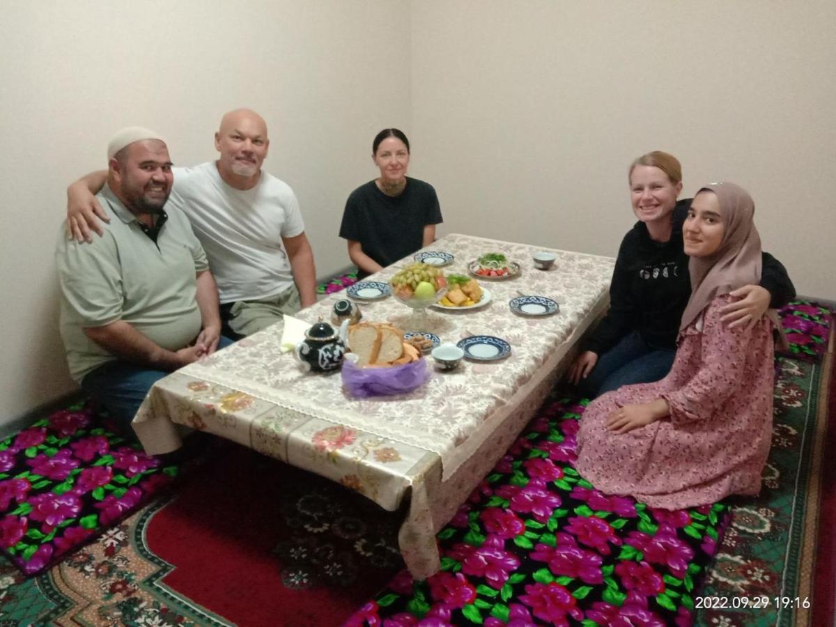 In Center Of Bukhara Family Guest House Mirg'Iyos Экстерьер фото